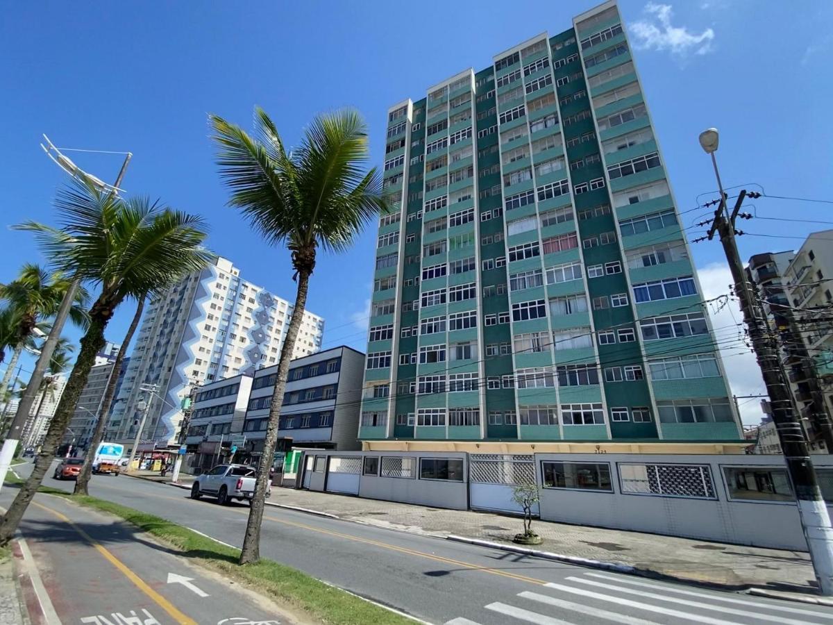 プライア・グランデEdificio Augustusアパートメント エクステリア 写真